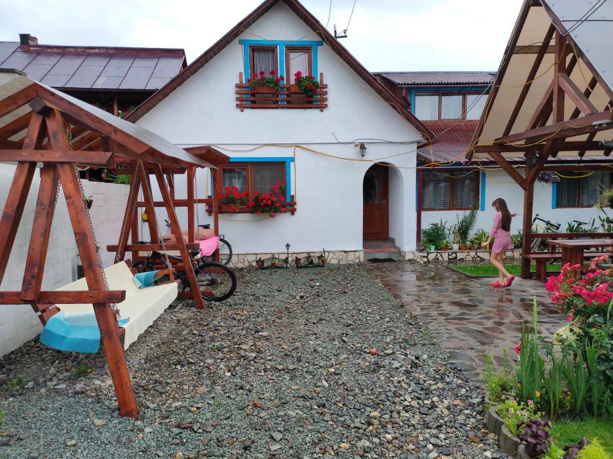 Hotel Casa Toth Din Tipterai Vişeu de Sus Esterno foto